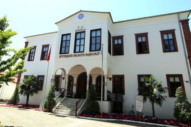 Kamu-Teknoloji-Platformu-Ilk-100-Gun-Performans-Raporunda-Mugla-Buyuksehir-Ilk-5de-1-1536x1021