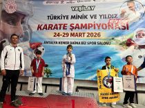 ALTI AY ÖNCE KARATEYE BAŞLADI, TÜRKİYE ŞAMPİYONU OLDU