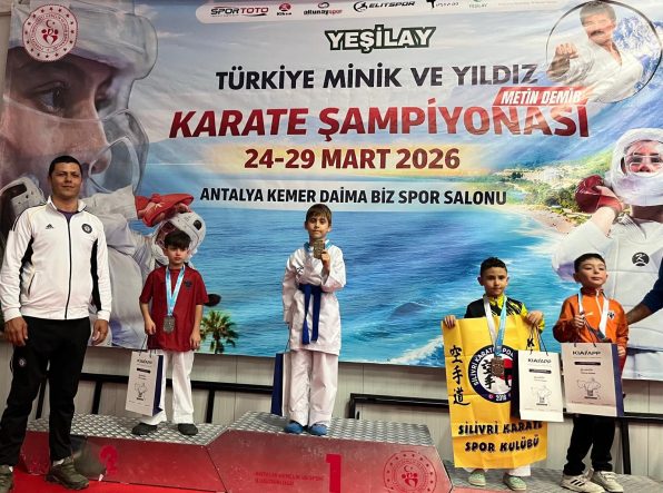 ALTI AY ÖNCE KARATEYE BAŞLADI, TÜRKİYE ŞAMPİYONU OLDU