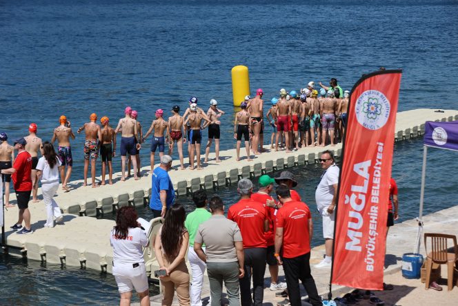 Büyükşehir’in Ev Sahipliğinde 634 Sporcu Milli Takım İçin Kulaç Attı