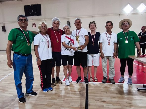 Tazelenme Sporcuları Isparta’dan Kupalarla Döndü